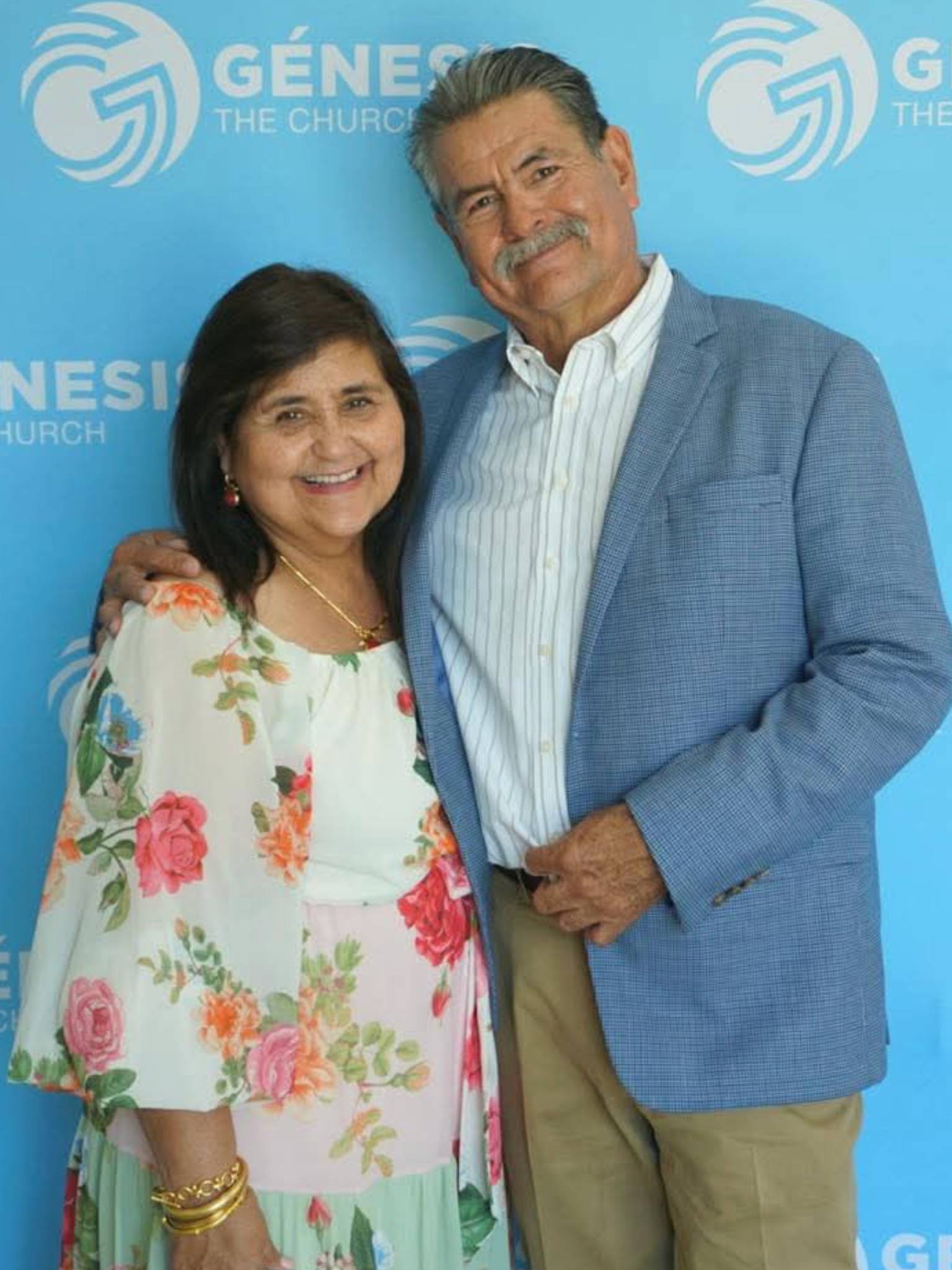 Pastores Fermín y Anabel Venegas